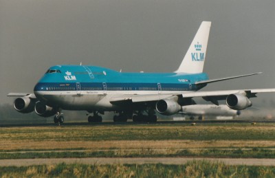 klm boeing 747 schiphol 2000.jpg