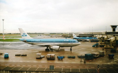 klm airbus 310 schiphol 1998.jpg