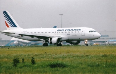air france airbus 320 schiphol 1998.jpg