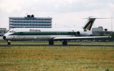 Alitalia MD80 schiphol 1998.jpg